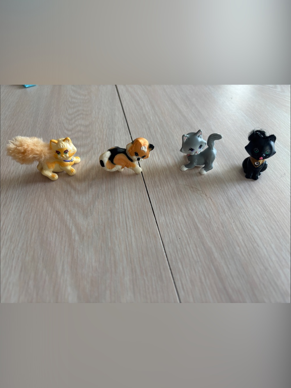 Set of 4 Small Cat Littlest Pet Shop Figurines -vintage 1990s